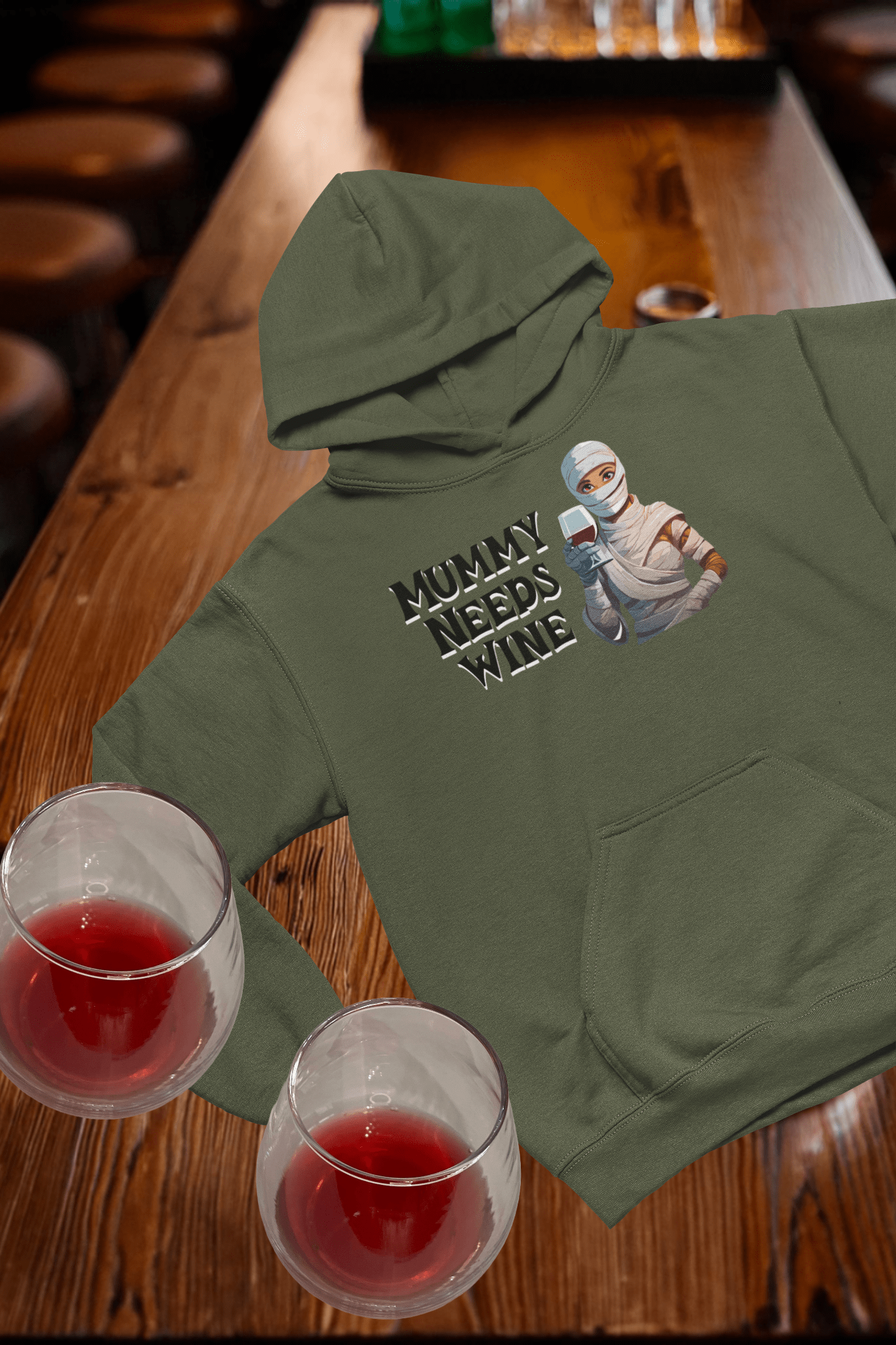 Mummy needs Wine - Hooded Sweatshirt